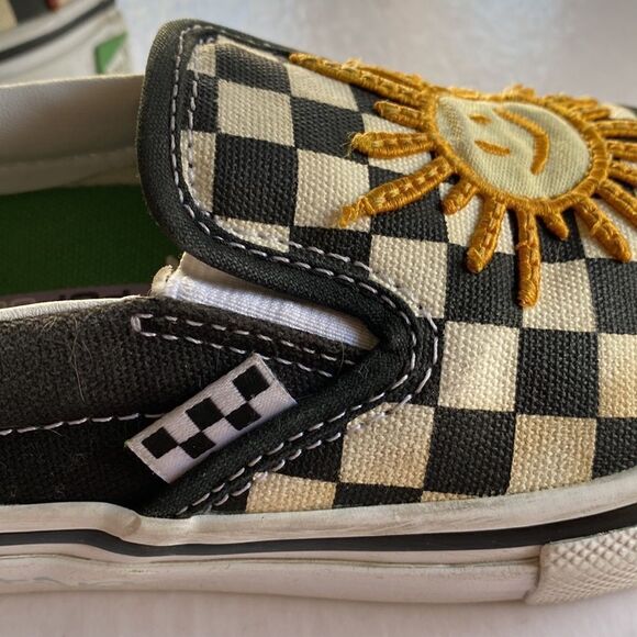 VANS Women’s Skateistan Skateboarding Sneakers Size 5 - Picture 6 of 11